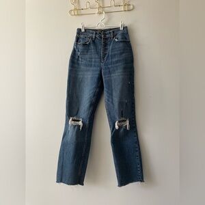 Abercrombie & Fitch Ultra High Rise Mom Jeans
